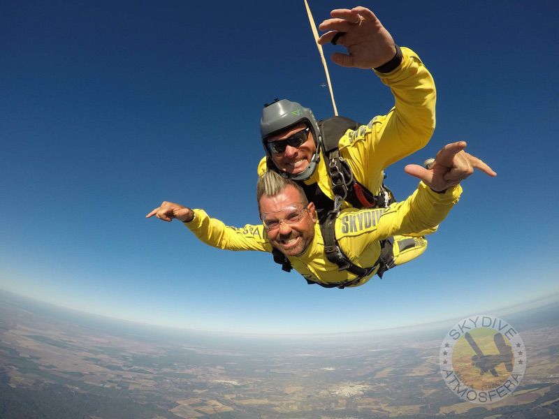 paracaidismo en tándem Skydive Spain